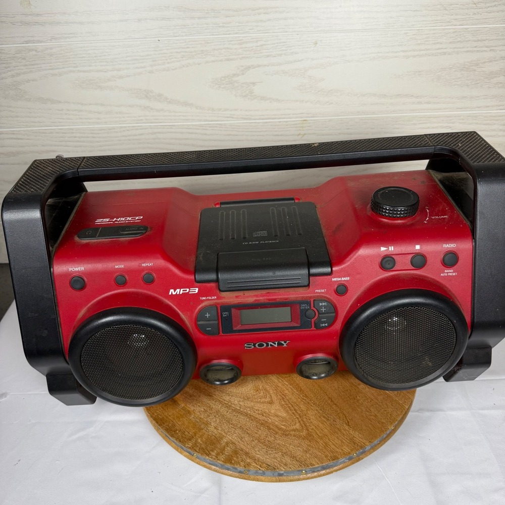Sony ZS-H10CP Red Personal Audio System MP3 CD Player AM FM Radio Boombox